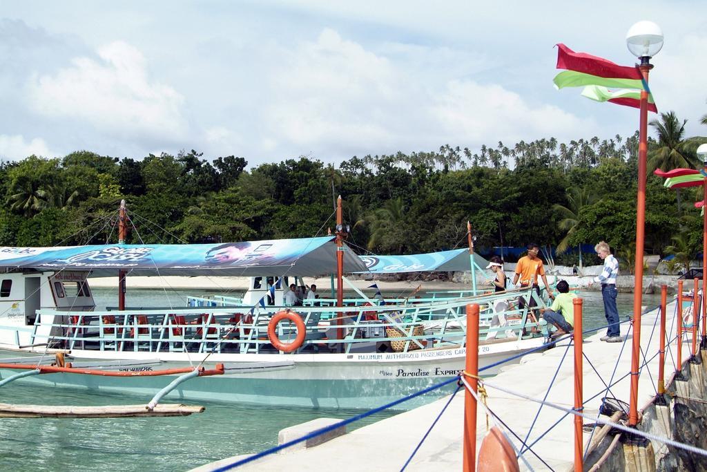 Paradise Island Park & Beach Resort Samal Exterior photo