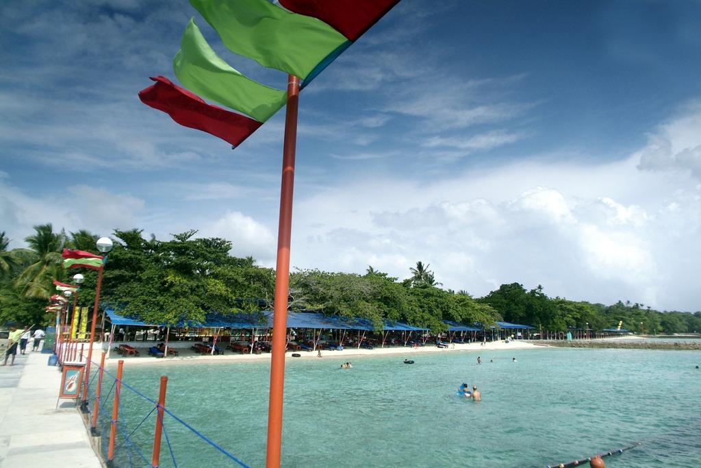 Paradise Island Park & Beach Resort Samal Exterior photo