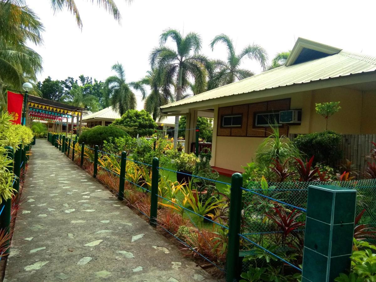 Paradise Island Park & Beach Resort Samal Exterior photo